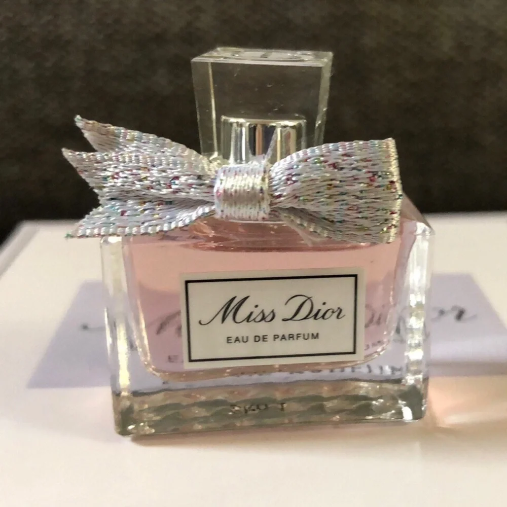 Miss Dior Body Lotion Set Travel Miniature New Authentic - Picture 8 of 17